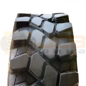 Шина пневматическая 340/80-18 (12.5-18) 14PR CAMSO MP753 TL Шина пневматическая 340/80-18 (12.5-18) 14PR CAMSO MP753 TL